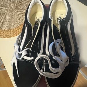Vans Classic Black and White Low-Tops